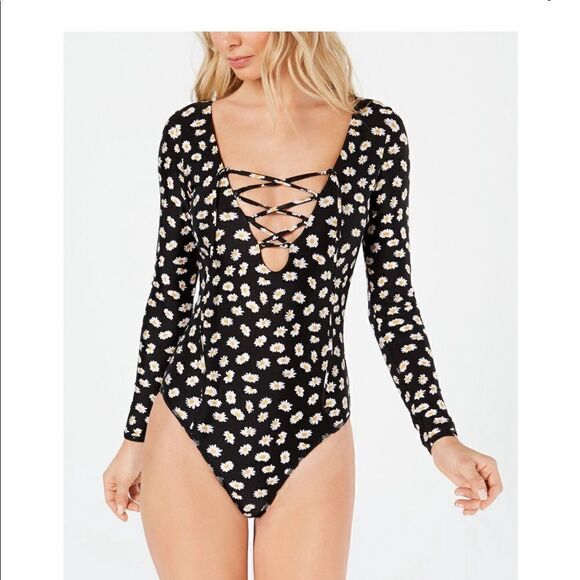 VOLCOM Bodysuit  - Picture 2 of 7